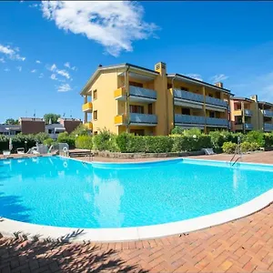 Garden Con Terrazzo E Piscina Appartamento Desenzano del Garda