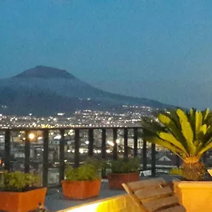 A Wonderful Penthouse In Appartamento Napoli